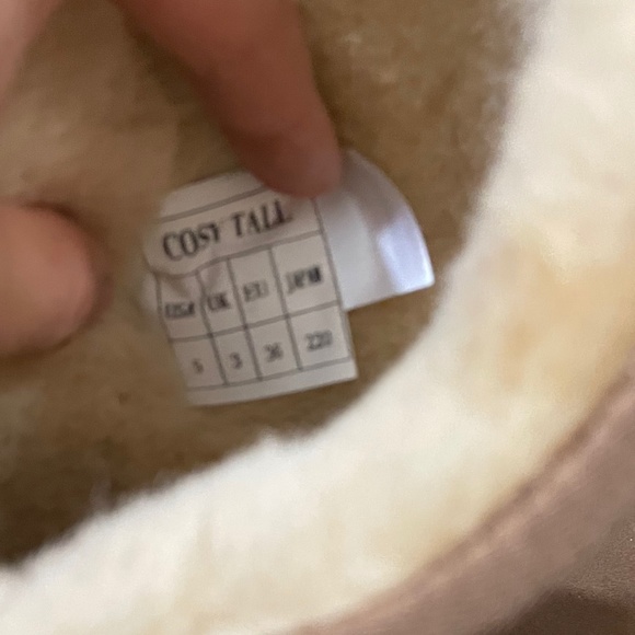 AUSTRALIA LUXE COLLECTIVE 5 6 CHESTNUT SUEDE "COSY TALL" SHEEPSKIN BOOTS - Picture 9 of 9